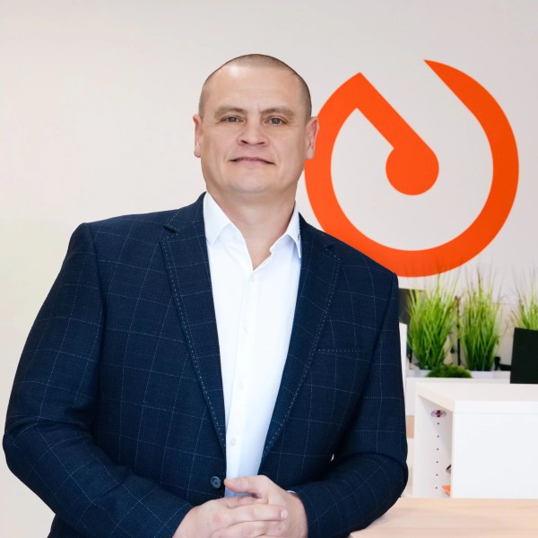 Sergej Erbes – CEO