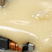 Polyurethan für Elektronik Bauteile